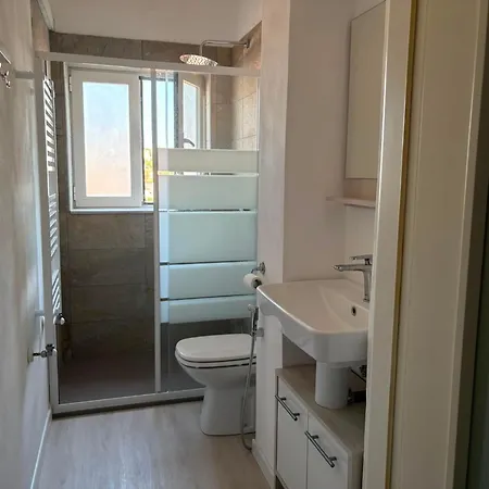 Guesthost - Seaside Retreat Near Trieste